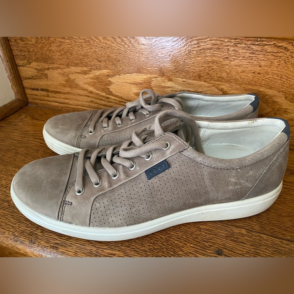 Men’s Ecco Soft Suede Tie Shoes